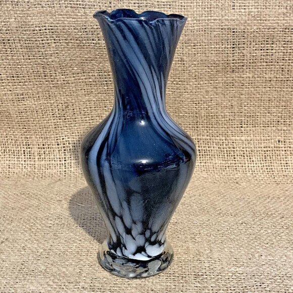 6" Black Glass Bud Vase With White Splatter Swirl Tall FLAW - Picture 2 of 8